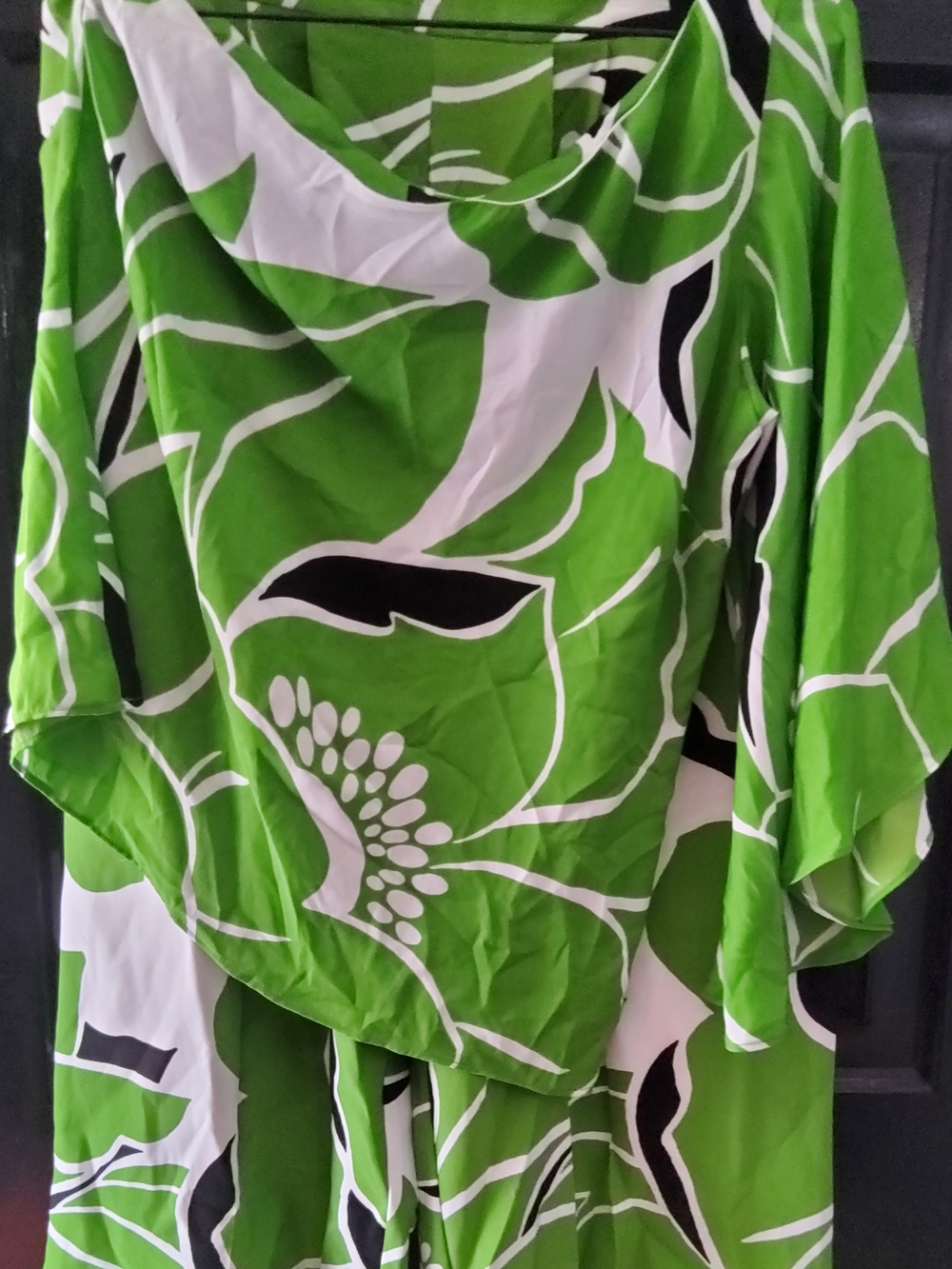 Green Floral Print Women’s Pant Suit- Sz L
